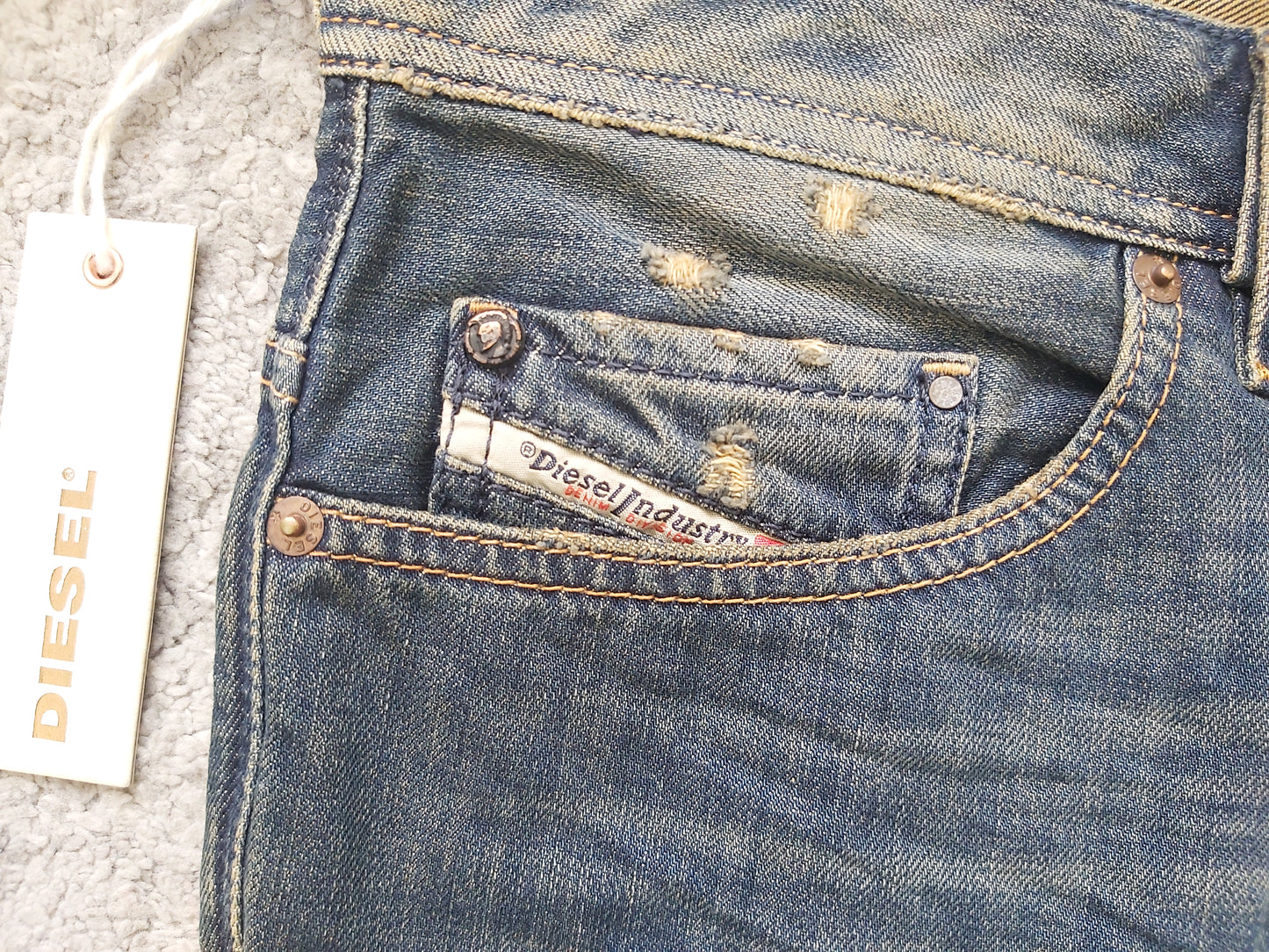 Diesel Herren Jeans Safado 0608C Dunkelblau Straight Vintage Look Baumwolle Neu