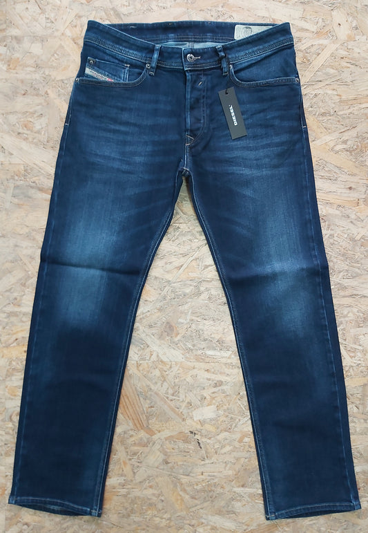 Diesel Herren Jeans Waykee R860L Regular Straight Stretch NEU