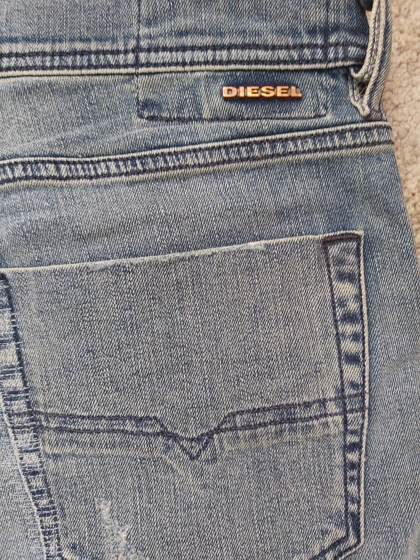 Diesel Herren Jeans Tepphar 084Vi Blau Slim Carrot Stretch Neu