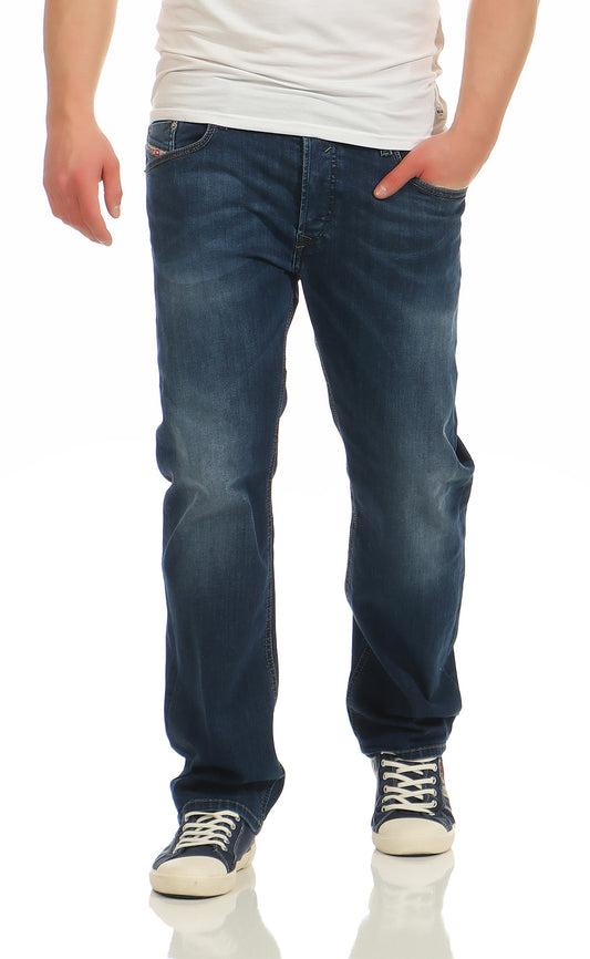 Diesel Herren Jeans Larkee 087AS Blau Regular Straight Neu