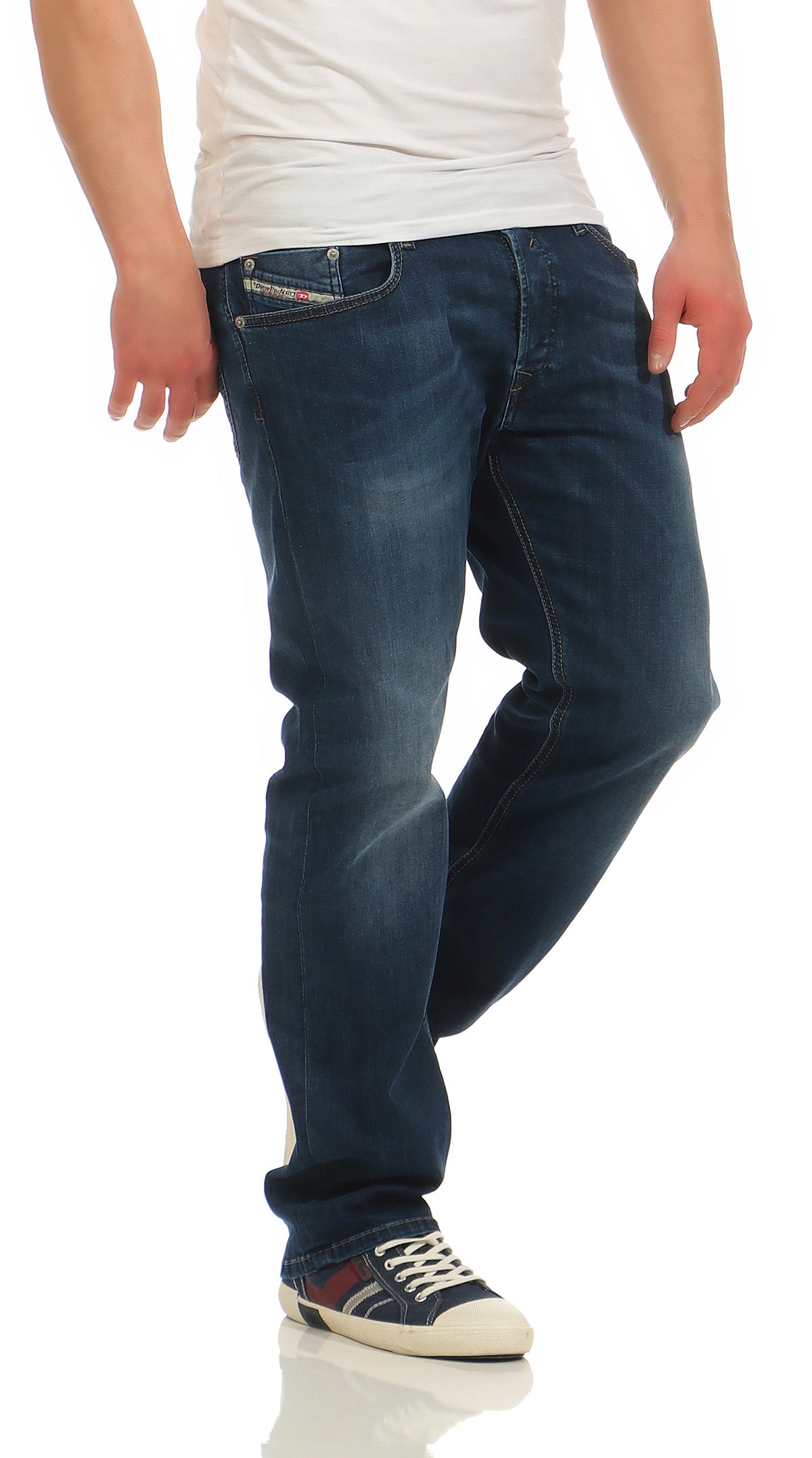 Diesel Herren Jeans Larkee 087AS Blau Regular Straight Neu